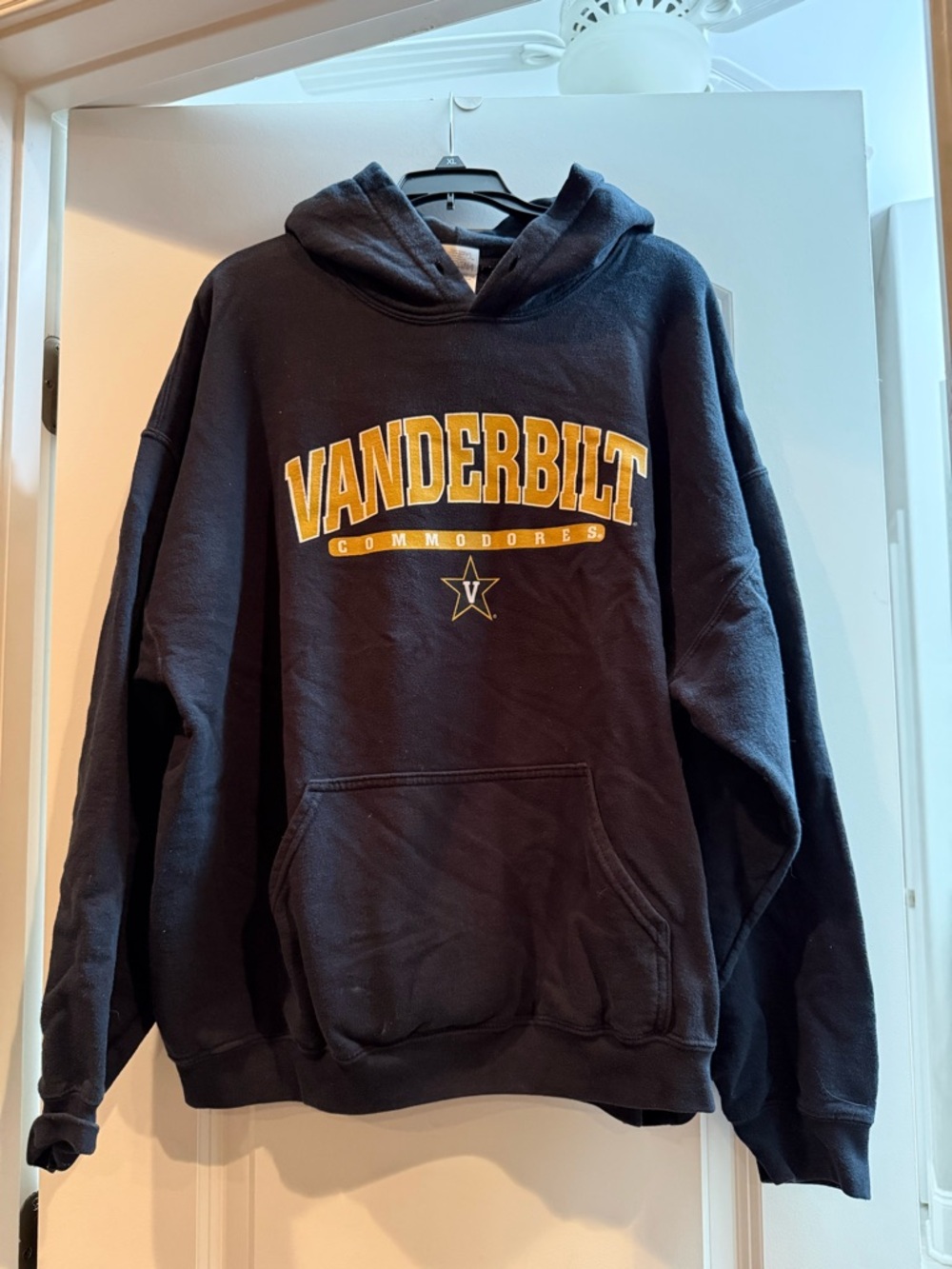 Gildan Black and Gold Vanderbilt Pullover Hoodie